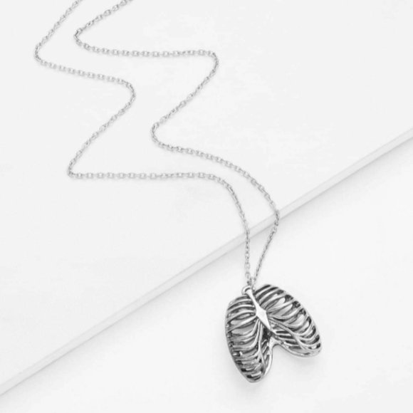 Silver 3D Skeleton Rib-Cage Bones Necklace - Picture 2 of 7